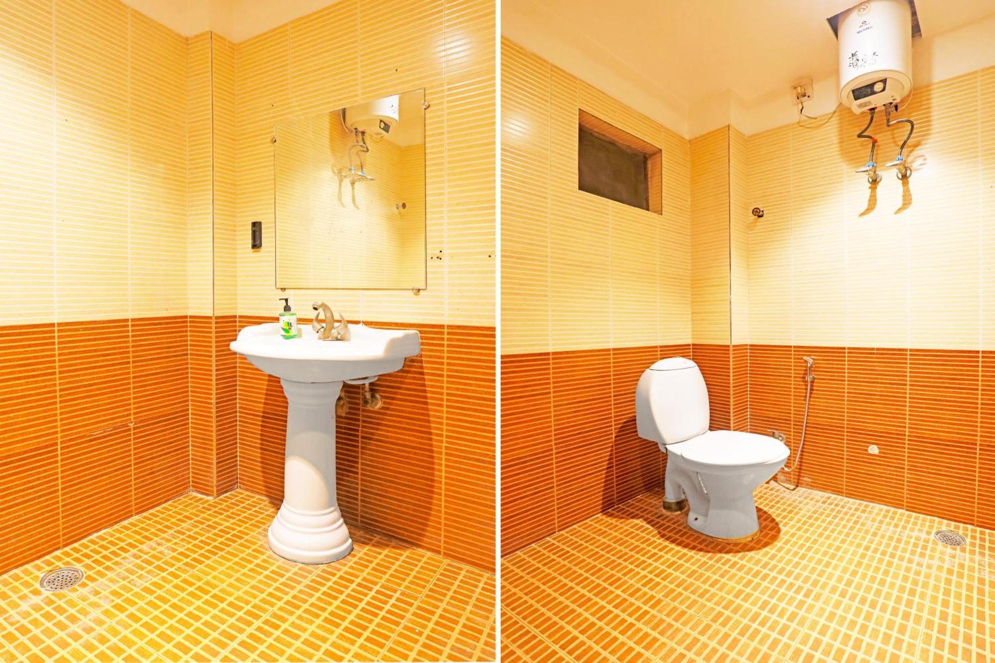 Super Townhouse Cantonment Varanasi Formerly Sarin Inn Extérieur photo
