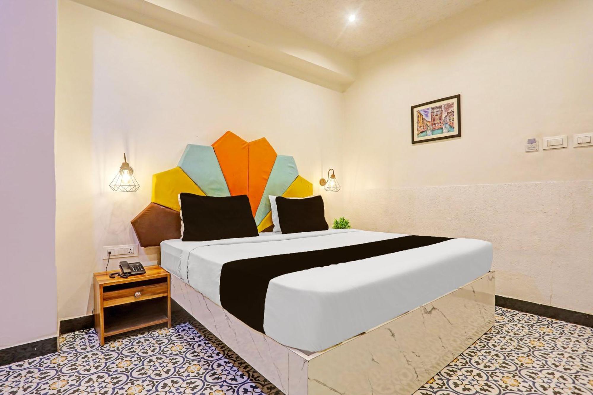 Super Townhouse Cantonment Varanasi Formerly Sarin Inn Extérieur photo