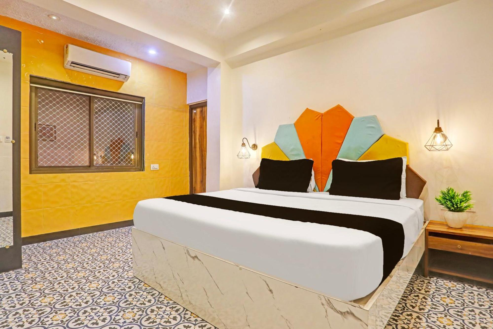 Super Townhouse Cantonment Varanasi Formerly Sarin Inn Extérieur photo